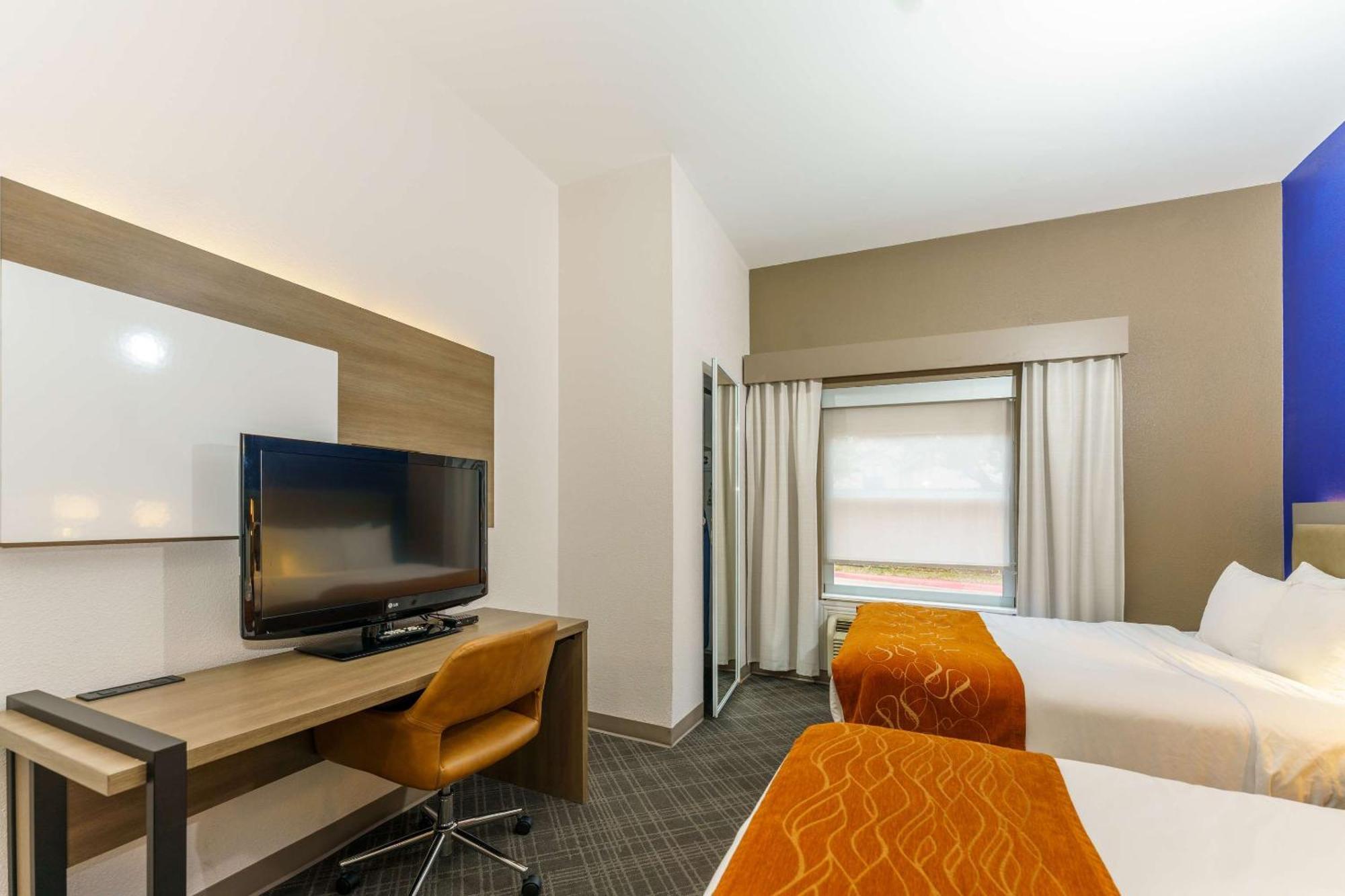 Comfort Drive Hotel