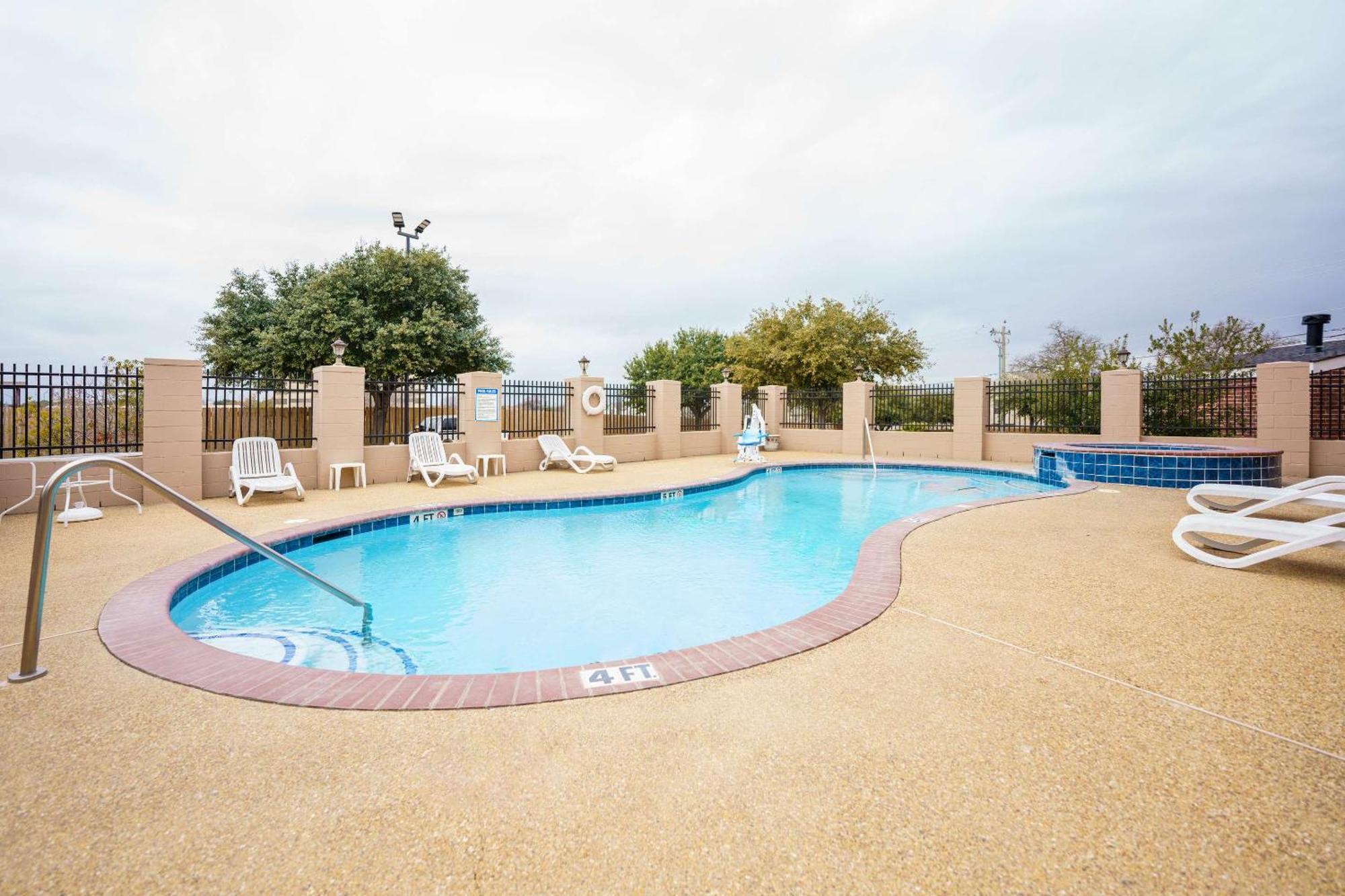 Comfort Drive College Station
